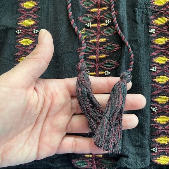 Free Generation Los Angeles Women Black Sleeveless Blouse M Embroidered - Picture 9 of 9